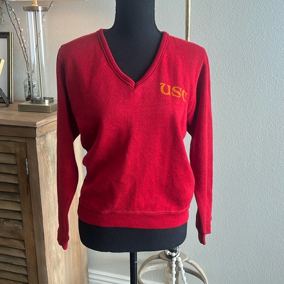 Great condition vintage USC sweatshirt. - Picture 1 of 6